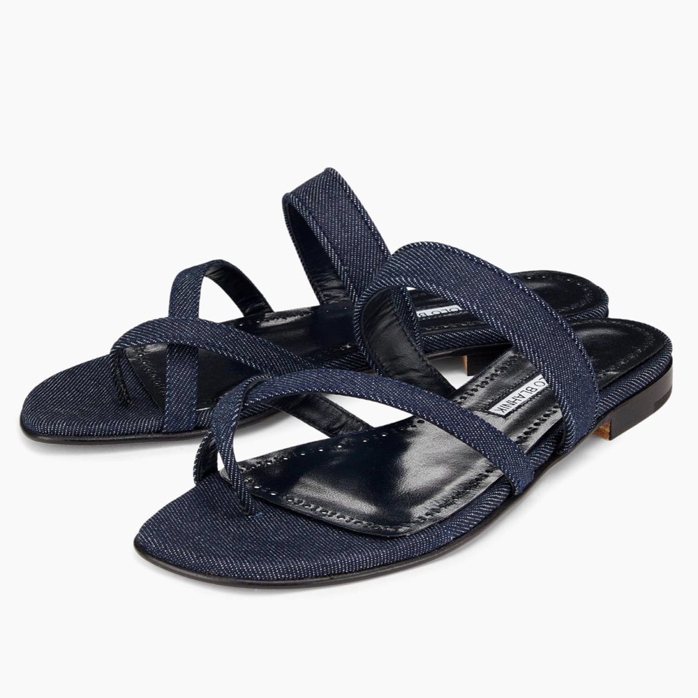 Manolo Blahnik
Susaperf Cotton Flat Sandals